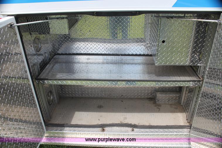 image for item H5388 2009 Ford E450 Super Duty ambulance