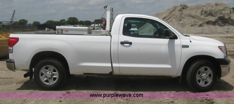 image for item H5397 2009 Toyota Tundra iForce pickup truck