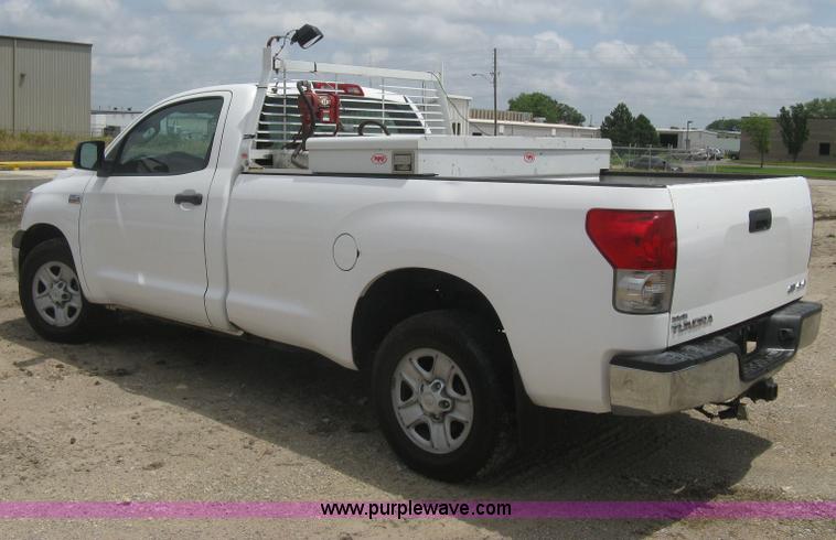 image for item H5397 2009 Toyota Tundra iForce pickup truck