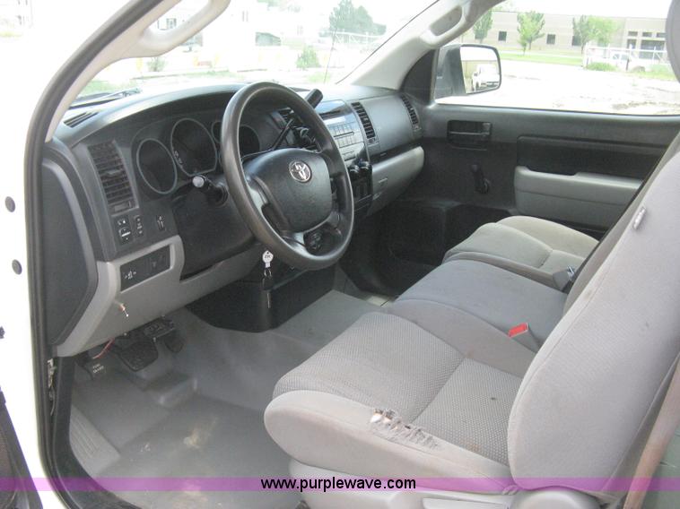 image for item H5397 2009 Toyota Tundra iForce pickup truck