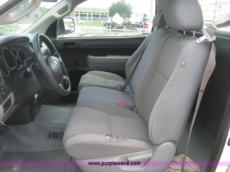 image for item H5397 2009 Toyota Tundra iForce pickup truck