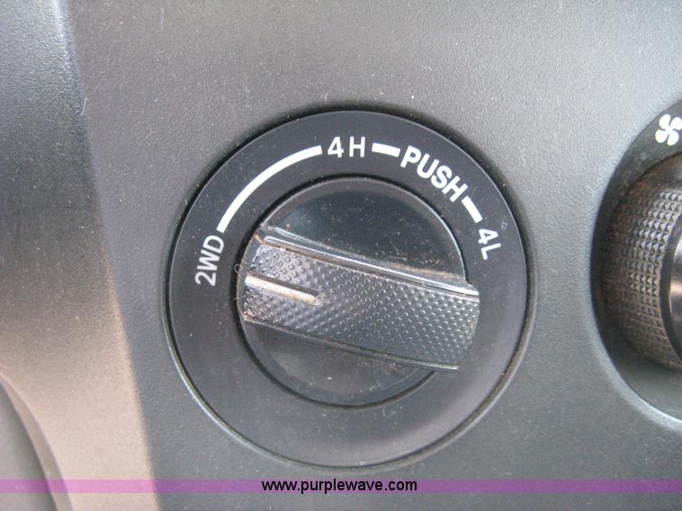 image for item H5397 2009 Toyota Tundra iForce pickup truck