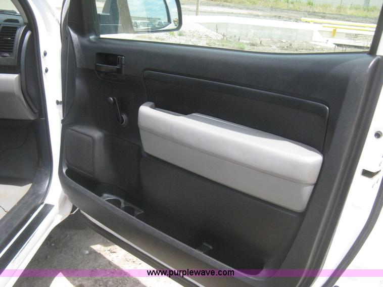 image for item H5397 2009 Toyota Tundra iForce pickup truck