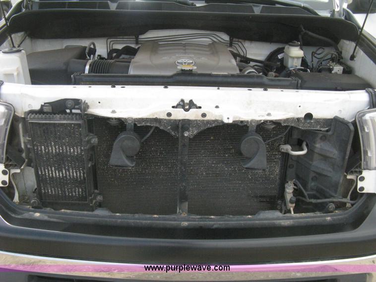 image for item H5397 2009 Toyota Tundra iForce pickup truck