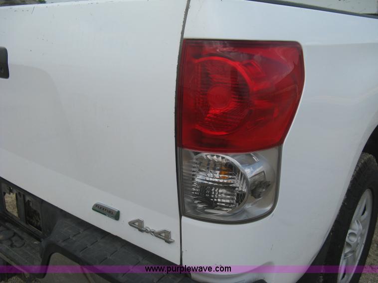 image for item H5397 2009 Toyota Tundra iForce pickup truck