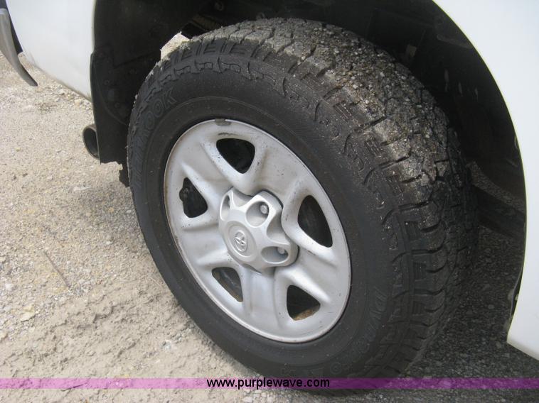 image for item H5397 2009 Toyota Tundra iForce pickup truck