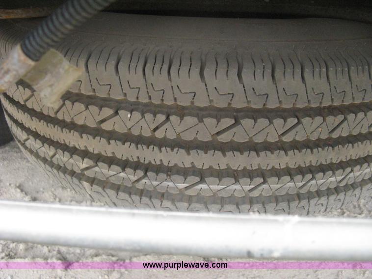 image for item H5400 2003 Chevrolet Silverado 2500HD pickup truck