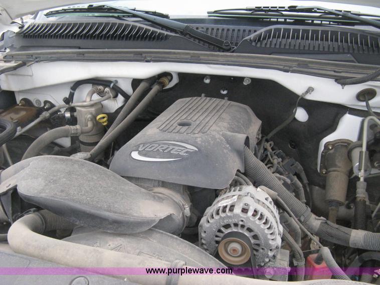 image for item H5404 2006 Chevrolet Silverado 2500HD Ext. Cab pickup truck