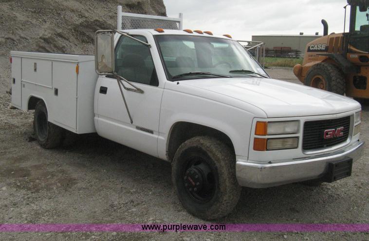 image for item H5406 1997 GMC Sierra 3500 SL service truck