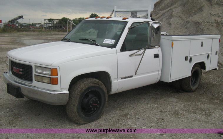 image for item H5406 1997 GMC Sierra 3500 SL service truck