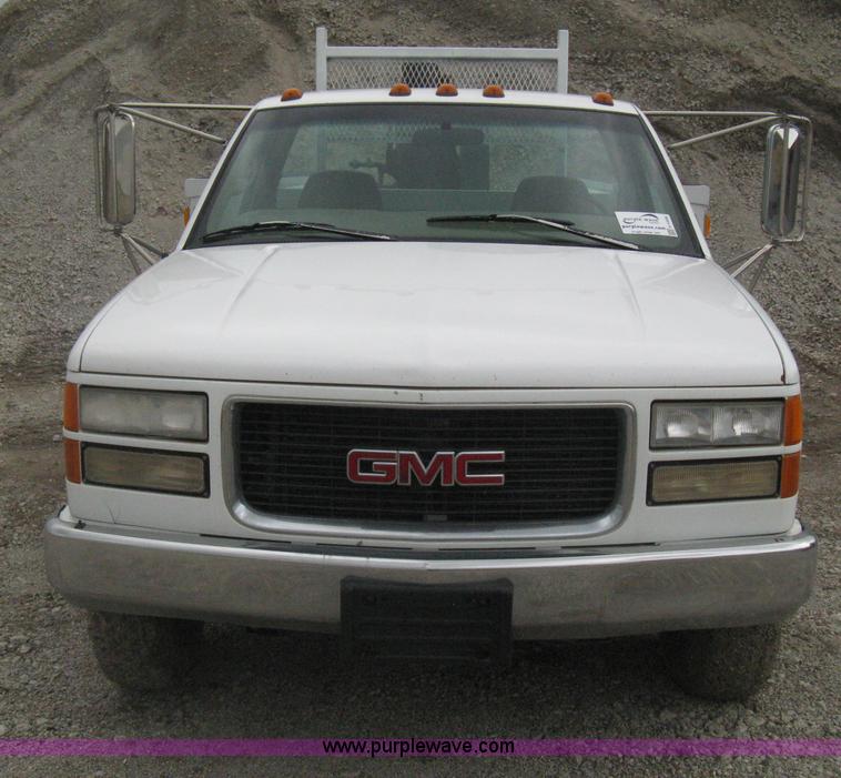 image for item H5406 1997 GMC Sierra 3500 SL service truck
