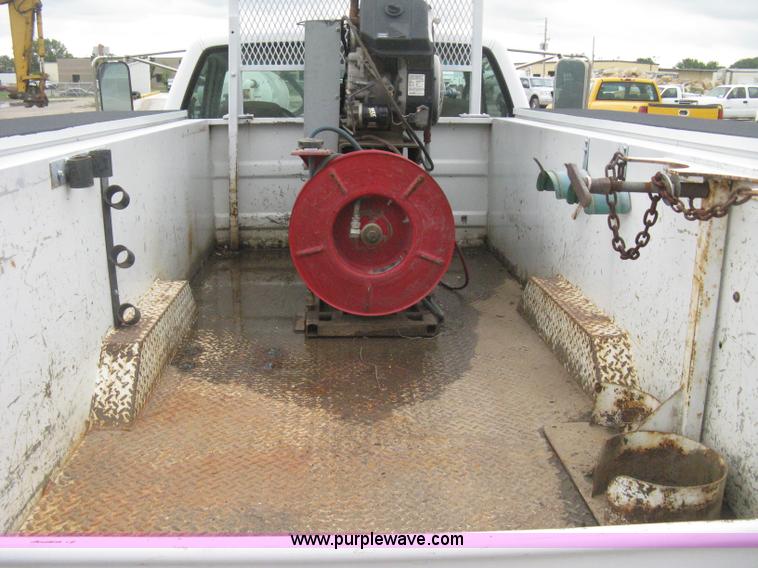 image for item H5406 1997 GMC Sierra 3500 SL service truck