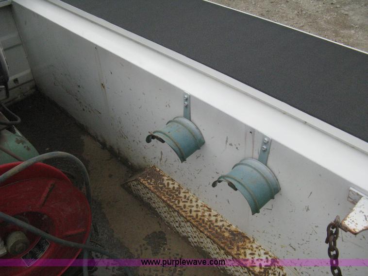 image for item H5406 1997 GMC Sierra 3500 SL service truck