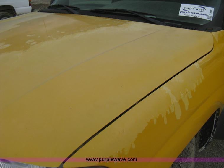 image for item H5411 2006 GMC Sierra 1500 Ext. Cab pickup truck