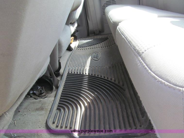 image for item H8942 2008 Ford F250 Super Duty XLT SuperCab pickup truck