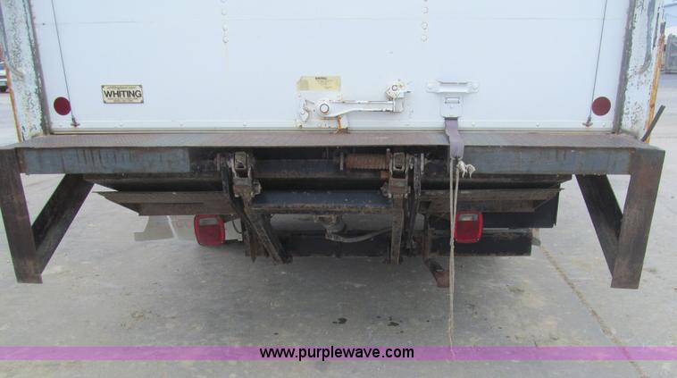 image for item H8967 1997 Ford F350 XL box truck