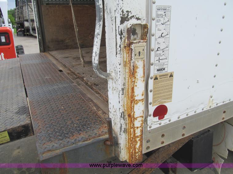 image for item H8967 1997 Ford F350 XL box truck