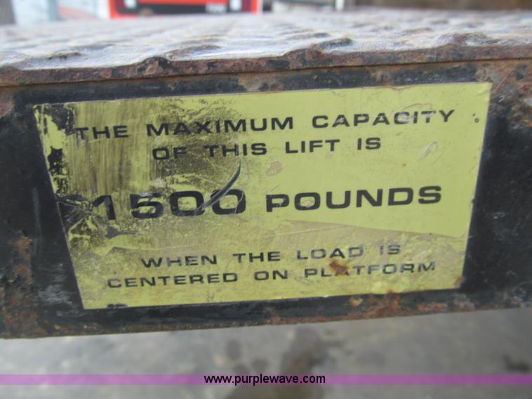 image for item H8967 1997 Ford F350 XL box truck