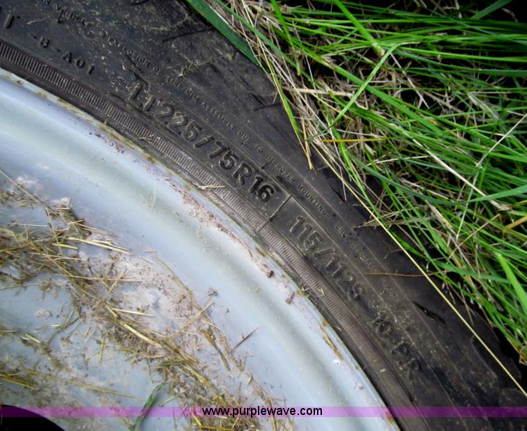 image for item H8978 1990 Contrail D24 equipment trailer