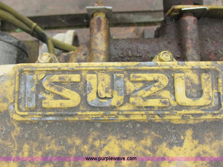 image for item I2513 Isuzu generator