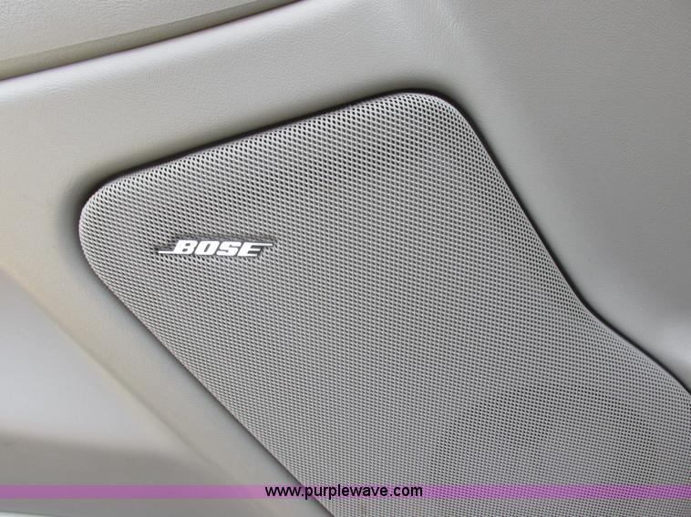 image for item I2517 2004 GMC Yukon SLT SUV