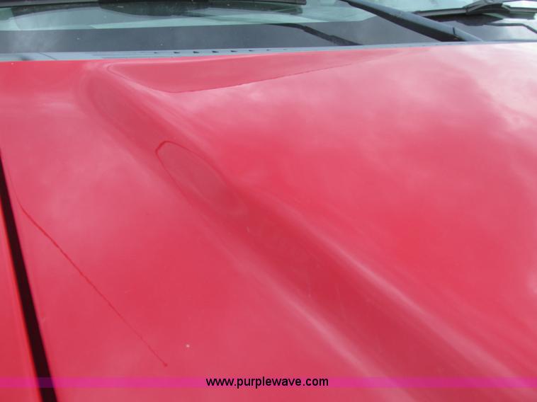 image for item I2521 2005 Ford F150 XL pickup truck