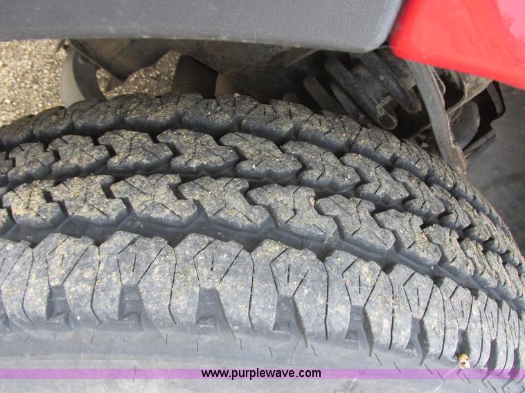 image for item I2522 2007 Ford F150 XL pickup truck