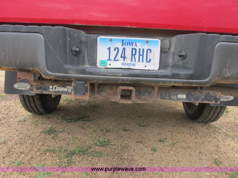 image for item I2522 2007 Ford F150 XL pickup truck