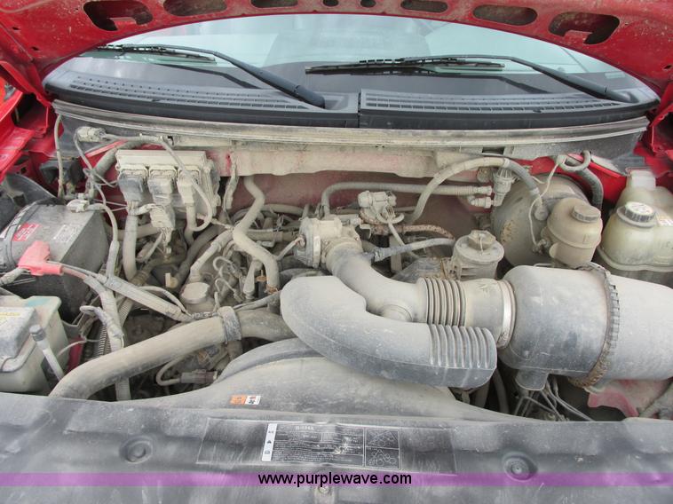 image for item I2522 2007 Ford F150 XL pickup truck