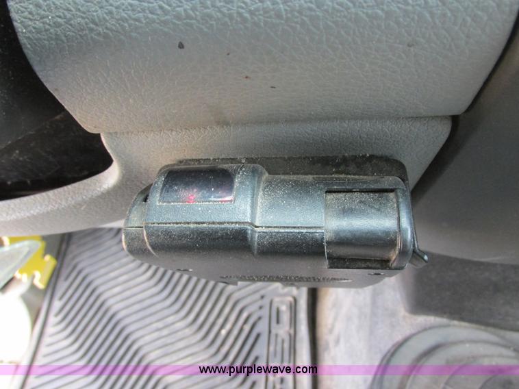 image for item I2522 2007 Ford F150 XL pickup truck