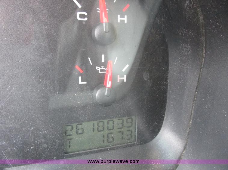 image for item I2522 2007 Ford F150 XL pickup truck