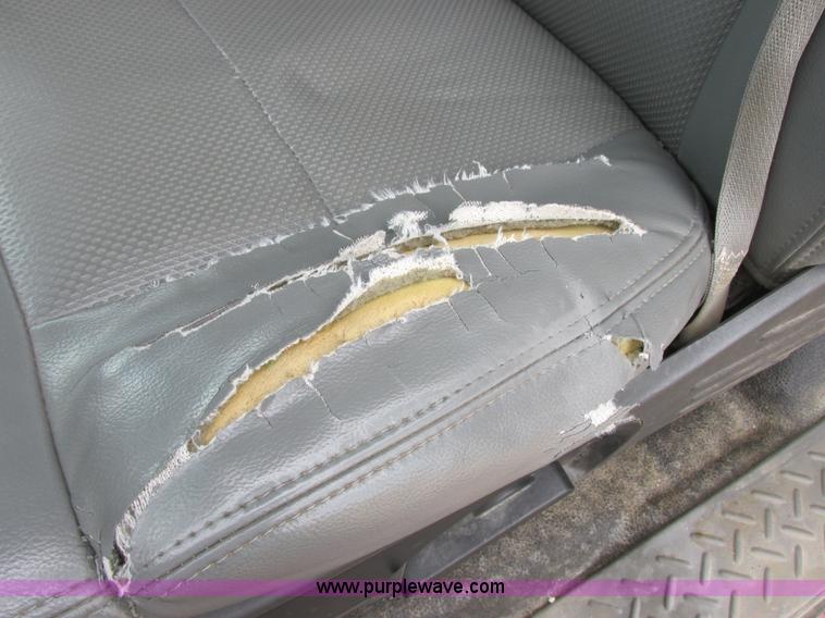 image for item I2522 2007 Ford F150 XL pickup truck