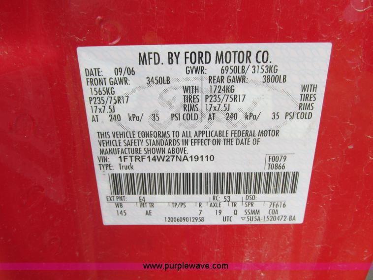 image for item I2522 2007 Ford F150 XL pickup truck