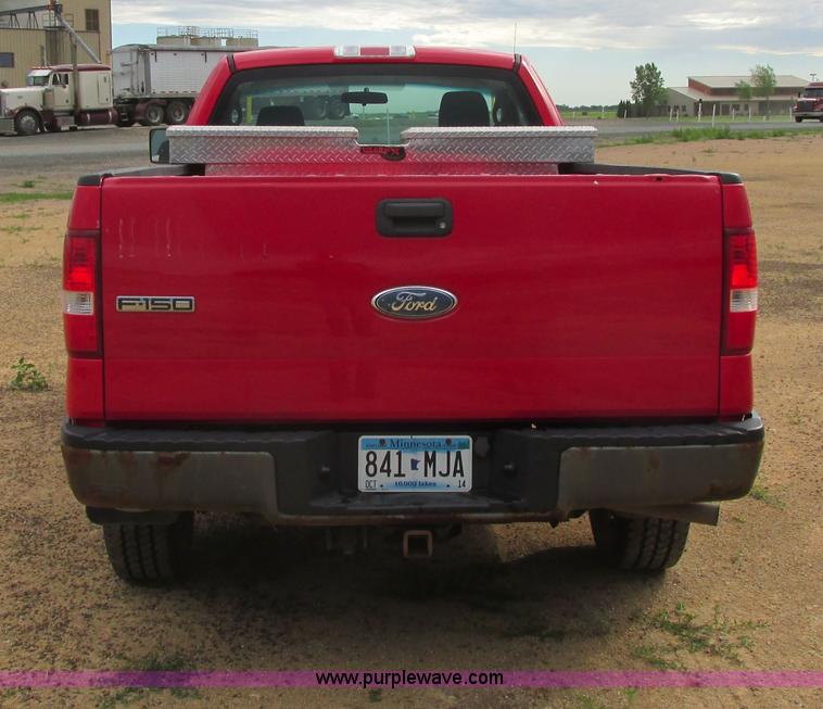 image for item I2525 2006 Ford F150 XL pickup truck