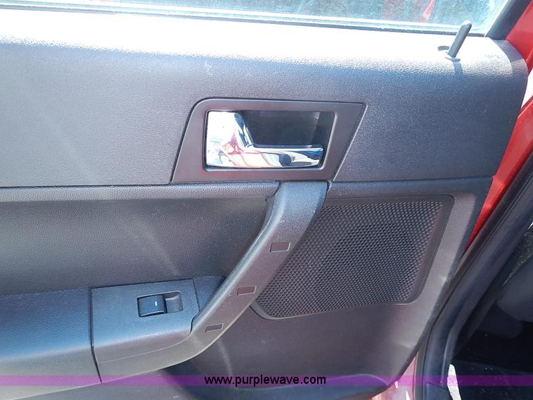 image for item I3554 2009 Ford Focus SES