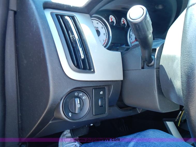 image for item I3554 2009 Ford Focus SES