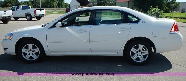 image for item I3565 2007 Chevrolet Impala LS