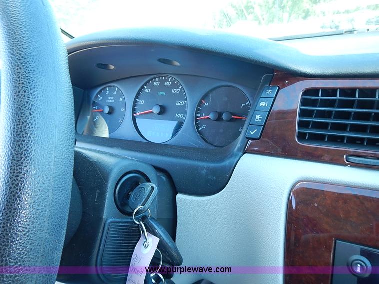 image for item I3565 2007 Chevrolet Impala LS