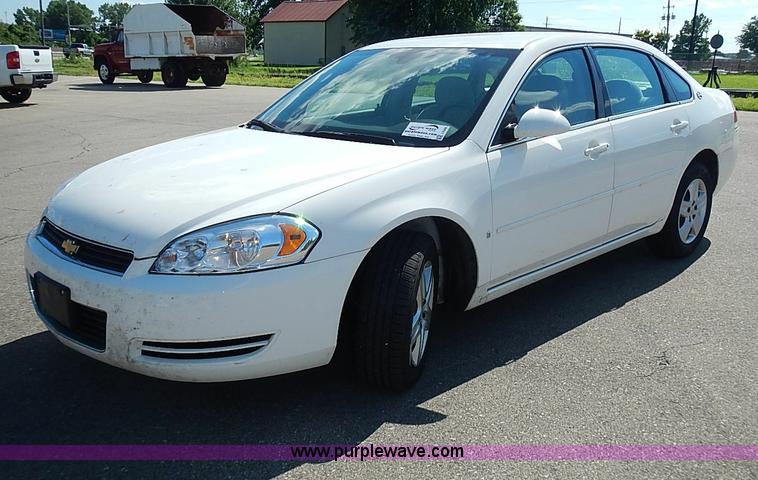 image for item I3566 2007 Chevrolet Impala LS