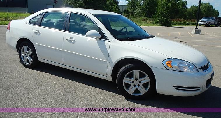 image for item I3566 2007 Chevrolet Impala LS