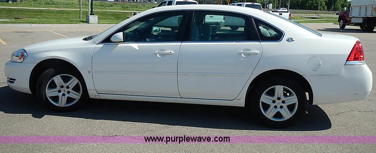 image for item I3566 2007 Chevrolet Impala LS
