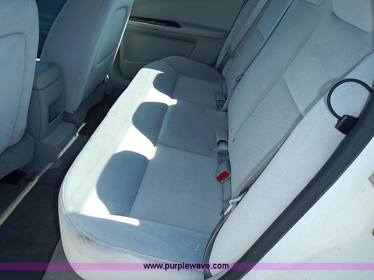 image for item I3566 2007 Chevrolet Impala LS