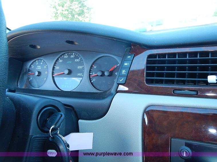 image for item I3566 2007 Chevrolet Impala LS