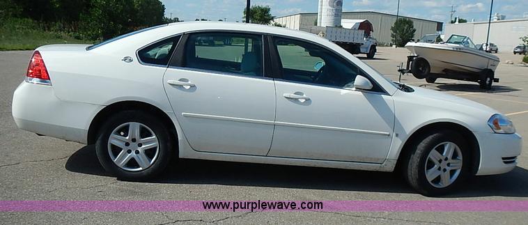 image for item I3567 2008 Chevrolet Impala LS