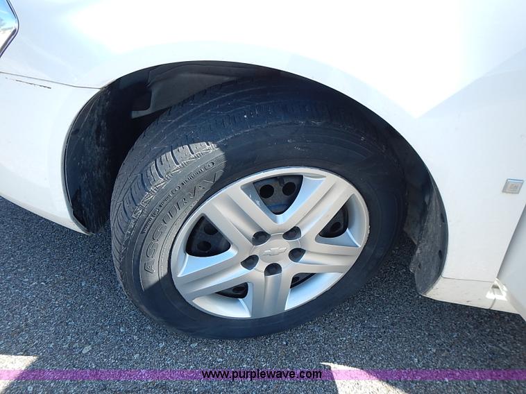 image for item I3567 2008 Chevrolet Impala LS