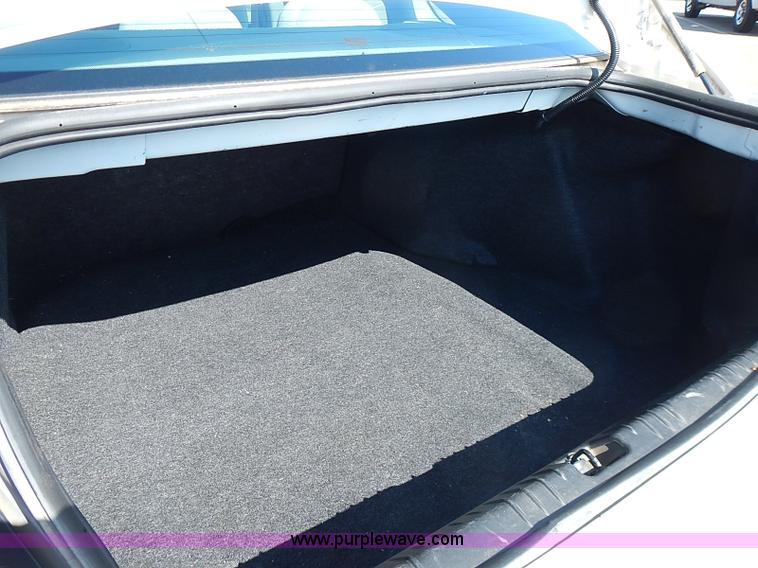 image for item I3567 2008 Chevrolet Impala LS