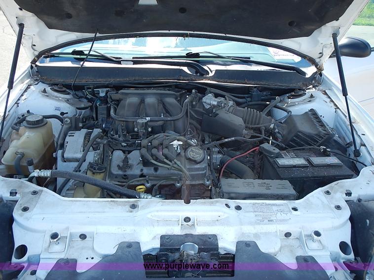 image for item I3568 2006 Ford Taurus SE