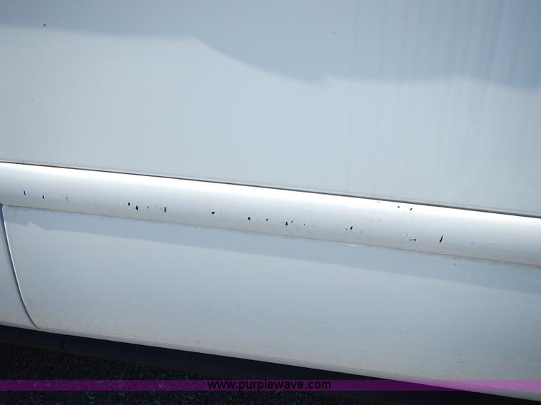 image for item I3568 2006 Ford Taurus SE