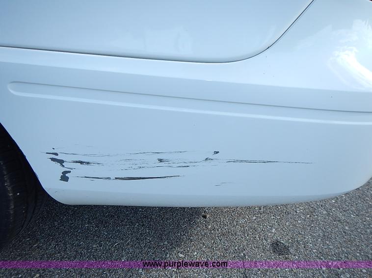 image for item I3568 2006 Ford Taurus SE