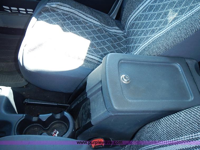 image for item I3569 2004 Jeep Wrangler X SUV